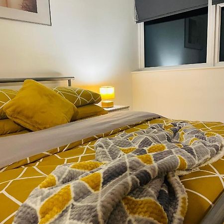 #0509 Two Bedroom Serviced Apartment- Free Parking 德比 外观 照片